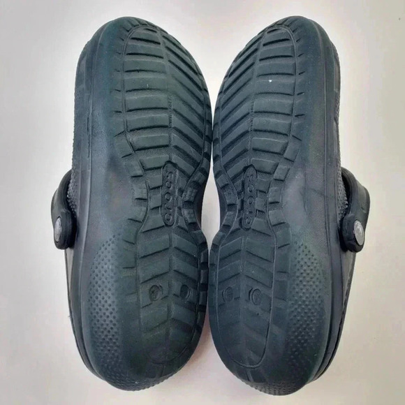 Classic Black Lined Crocs - 9 - Picture 4 of 11